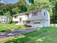 22 Ledgewood Dr., Gales Ferry