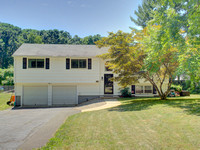 93 Patten Rd, North Haven