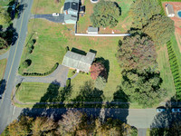 188 Mill Rd., North Haven